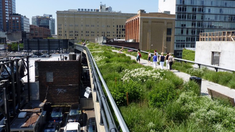 The High Line park in New York. Source: boomsbeat.com